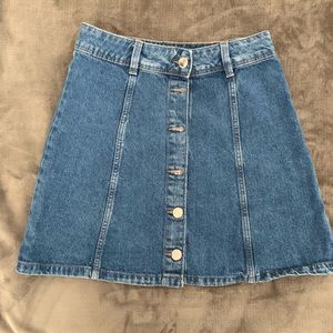 H&M Divided denim button front 90s style skirt size 2
